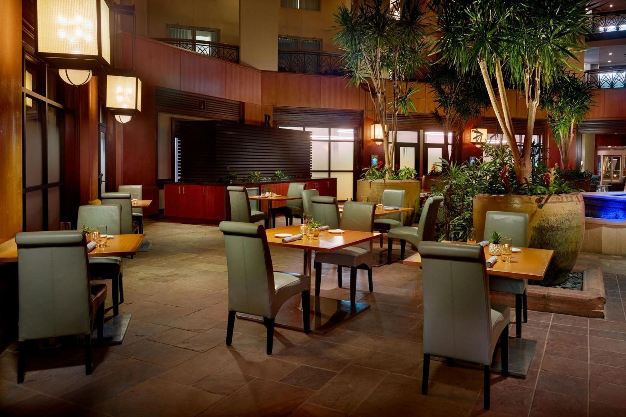 Renaissance Charlotte Southpark Hotel Экстерьер фото